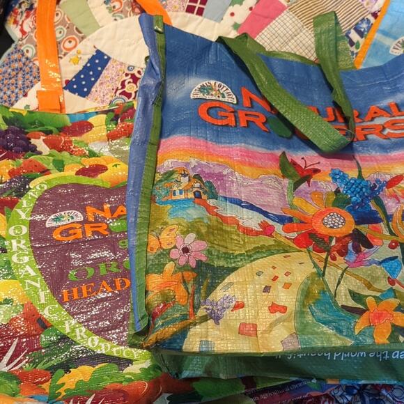 Lot of Eleven Grocery Bags Different Designs and Sizes - Picture 2 of 6